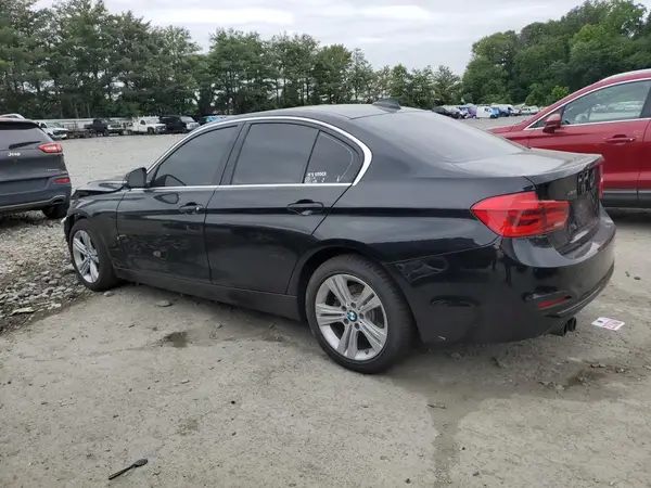 WBA8D9C51JEM33816 2018 BMW 3ER - Image 2