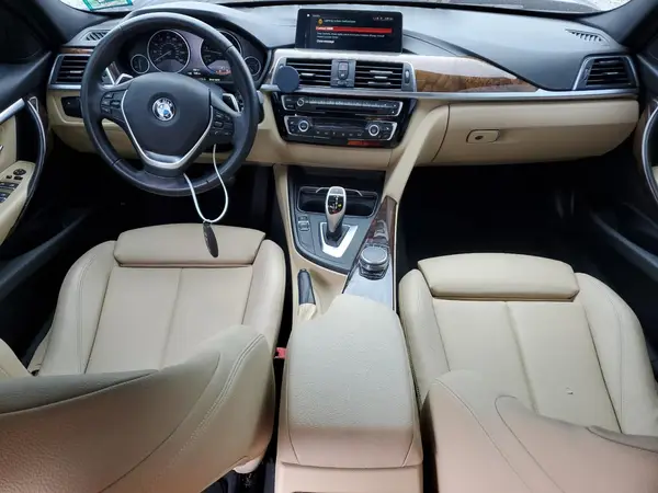 WBA8D9C51JEM33816 2018 BMW 3ER - Image 8