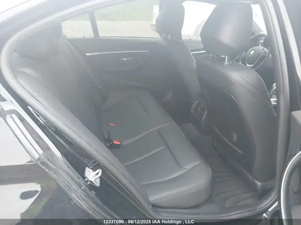 WBA8D9C51JEM34674 2018 BMW 3ER - Image 8