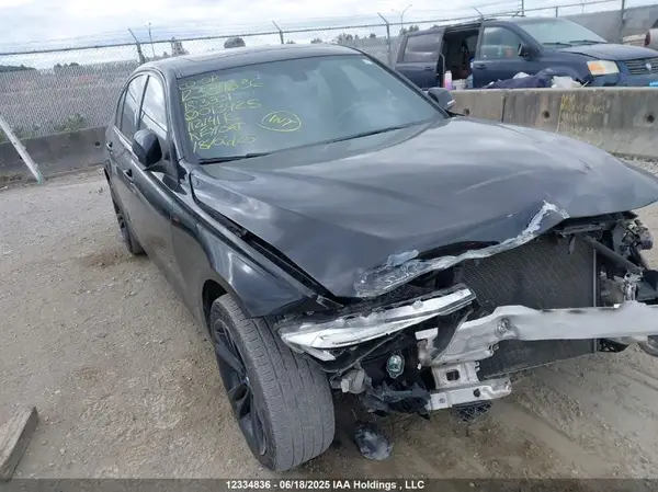 WBA8D9C52JA013425 2018 BMW 3ER - Image 1