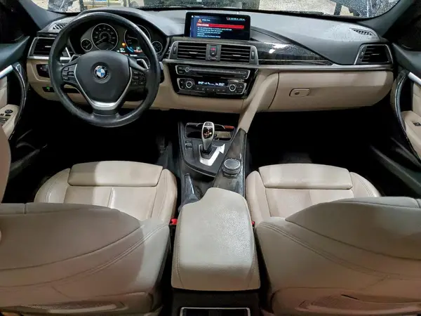 WBA8D9C52JA607805 2018 BMW 3ER - Image 8