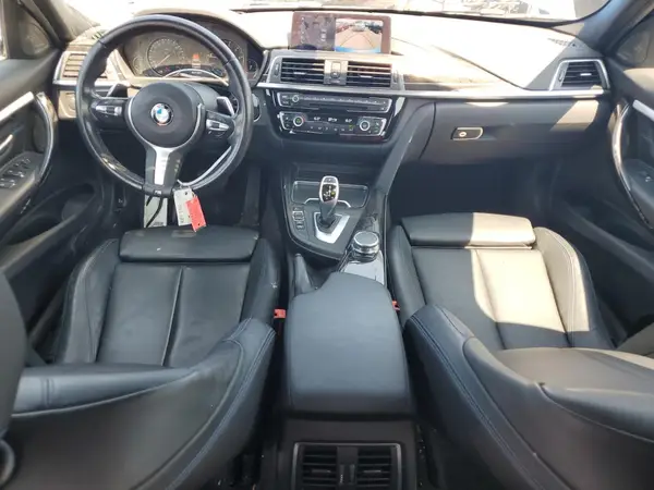 WBA8D9C52JA616293 2018 BMW 3ER - Image 8