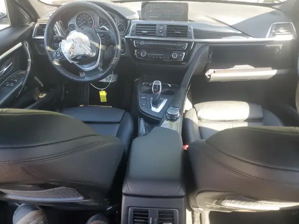 WBA8D9C53HK678435 2017 BMW 3ER - Image 8