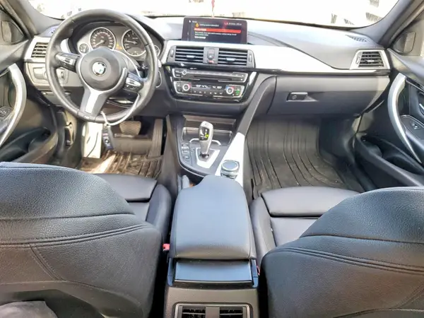 WBA8D9C53JA607926 2018 BMW 3ER - Image 8