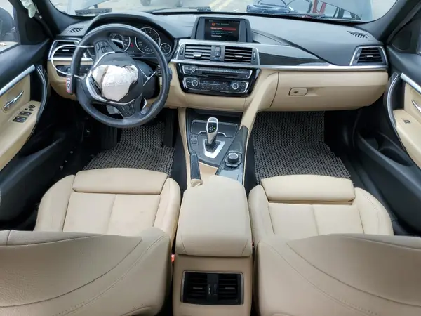 WBA8D9C53JA607974 2018 BMW 3ER - Image 8
