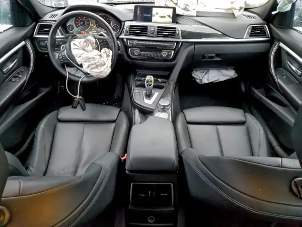 WBA8D9C53JA615525 2018 BMW 3ER - Image 8