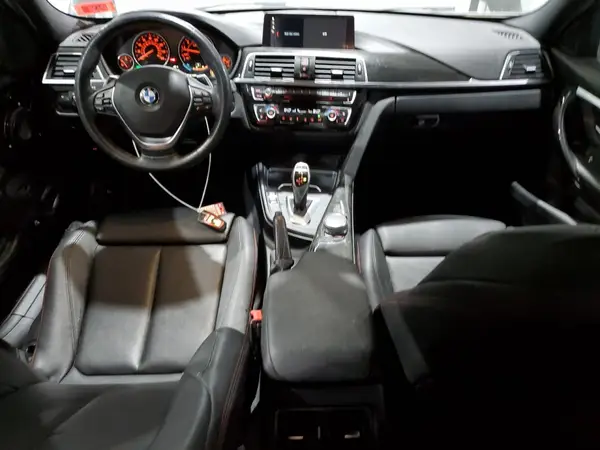 WBA8D9C53JEM31601 2018 BMW 3ER - Image 8