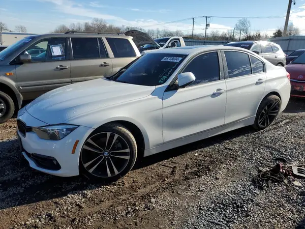 WBA8D9C53JEM33431 2018 BMW 3ER - Image 1