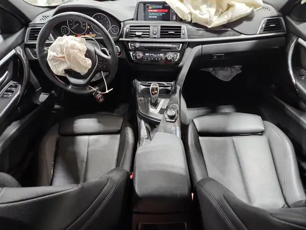 WBA8D9C53JEM34305 2018 BMW 3ER - Image 8