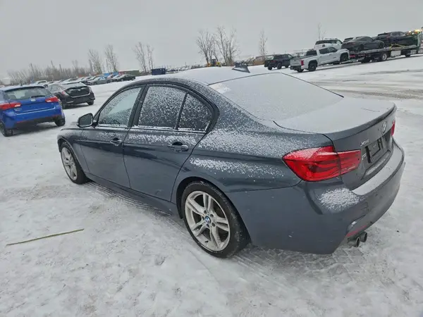 WBA8D9C53JEM35132 2018 BMW 3ER - Image 2