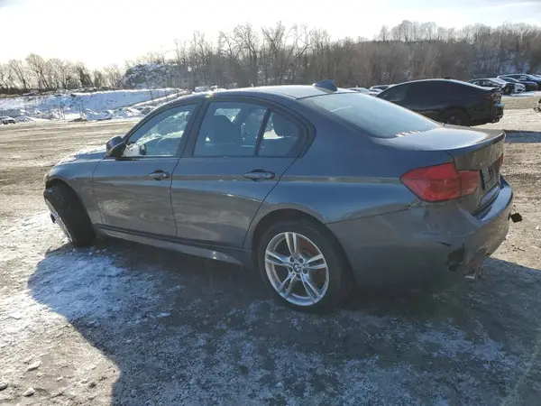 WBA8D9C54HK677990 2017 BMW 3ER - Image 2