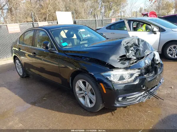 WBA8D9C54JA616344 2018 BMW 3ER - Image 1