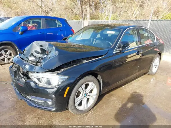 WBA8D9C54JA616344 2018 BMW 3ER - Image 2