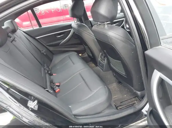 WBA8D9C54JEM31381 2018 BMW 3ER - Image 8