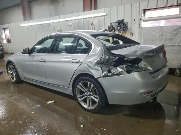WBA8D9C54JEM33311 2018 BMW 3ER - Image 2