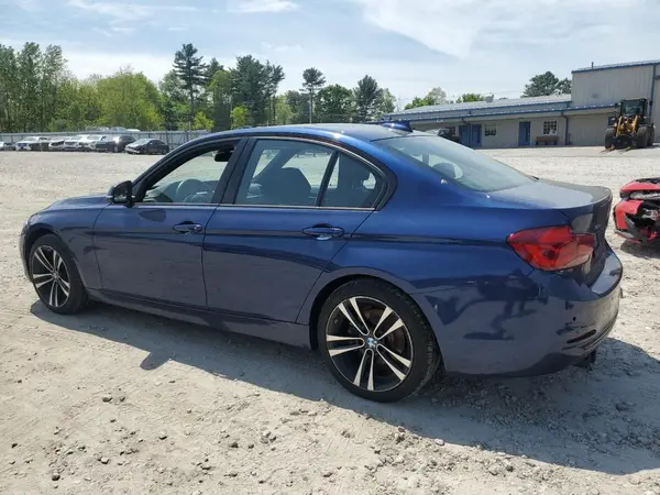 WBA8D9C54JEM33342 2018 BMW 3ER - Image 2