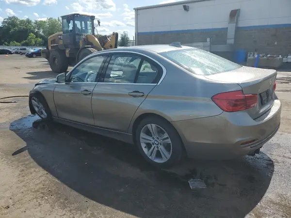 WBA8D9C54JEM33941 2018 BMW 3ER - Image 2