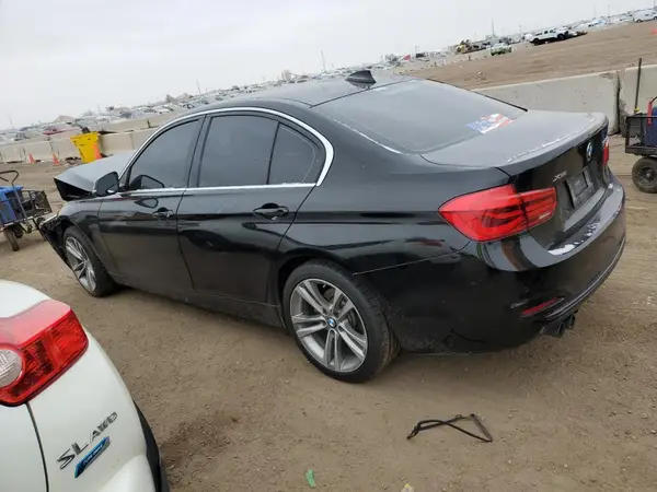 WBA8D9C54JEM34006 2018 BMW 3ER - Image 2