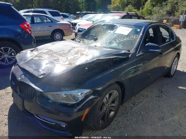 WBA8D9C55HK677559 2017 BMW 3ER - Image 2
