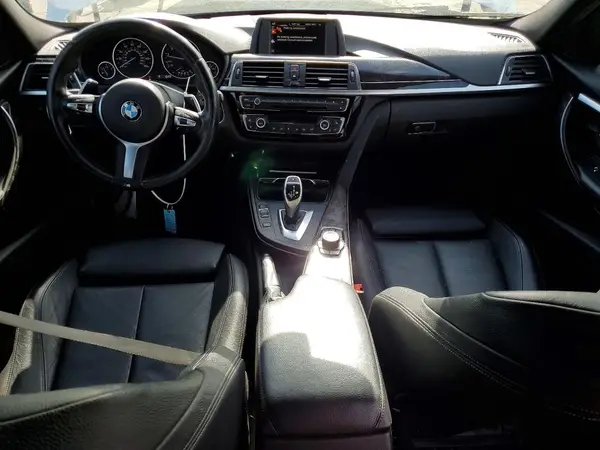 WBA8D9C55HK678002 2017 BMW 3ER - Image 8