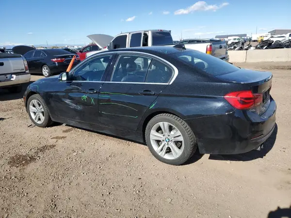 WBA8D9C55HK678033 2017 BMW 3ER - Image 2
