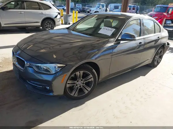 WBA8D9C55HK678307 2017 BMW 3ER - Image 2