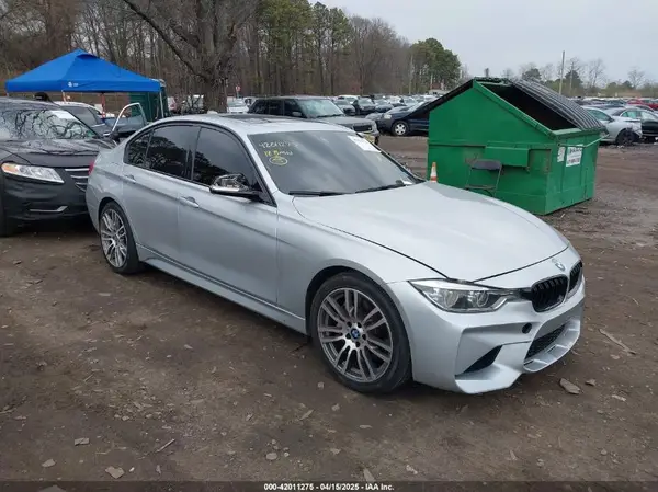 WBA8D9C55JA013709 2018 BMW 3ER - Image 1