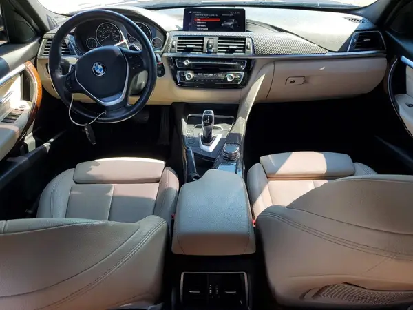 WBA8D9C55JA607653 2018 BMW 3ER - Image 8