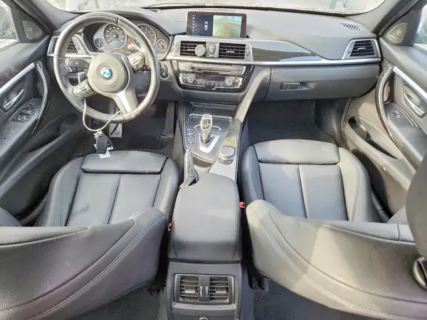 WBA8D9C55JA608530 2018 BMW 3ER - Image 8