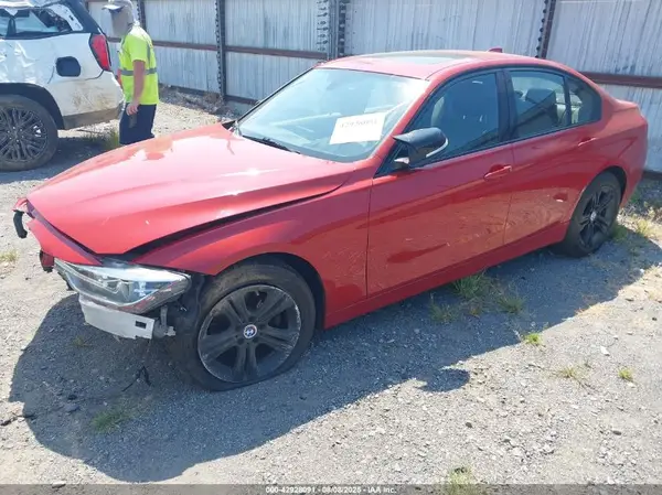 WBA8D9C55JA615767 2018 BMW 3ER - Image 2