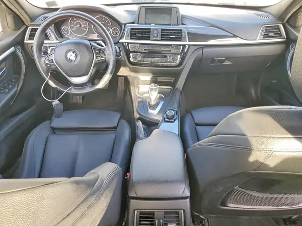 WBA8D9C55JA616336 2018 BMW 3ER - Image 8
