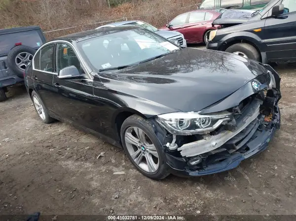 WBA8D9C55JEM31633 2018 BMW 3ER - Image 1