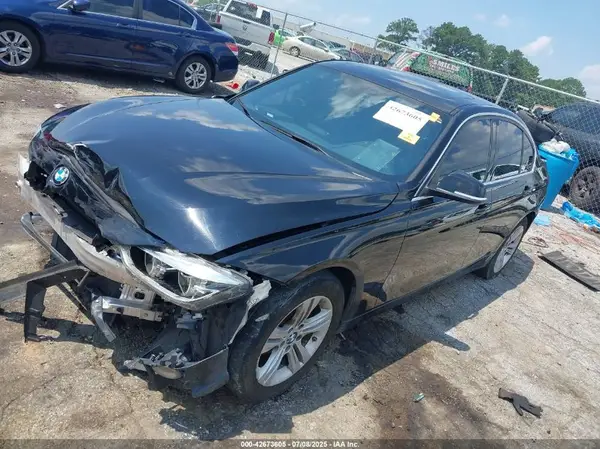 WBA8D9C55JEM34368 2018 BMW 3ER - Image 2