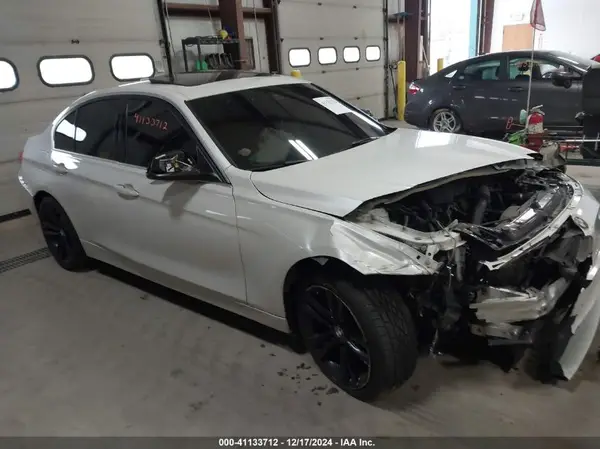 WBA8D9C56JA012844 2018 BMW 3ER - Image 1