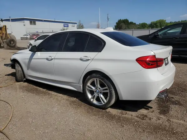 WBA8D9C56JA614918 2018 BMW 3ER - Image 2