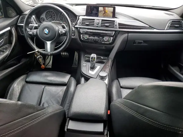 WBA8D9C56JA615437 2018 BMW 3ER - Image 8