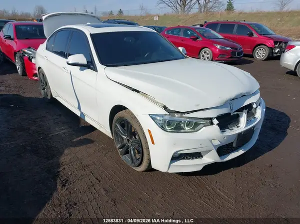 WBA8D9C56JA615874 2018 BMW 3ER - Image 1