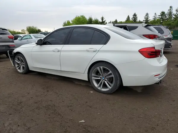 WBA8D9C56JEM31396 2018 BMW 3ER - Image 2