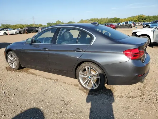 WBA8D9C56JEM34380 2018 BMW 3ER - Image 2