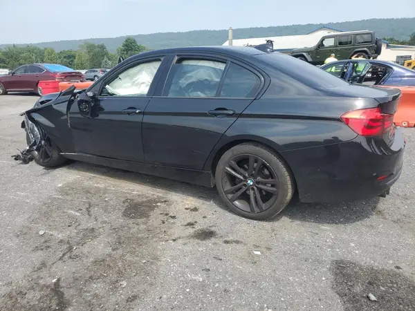 WBA8D9C56JEM34931 2018 BMW 3ER - Image 2