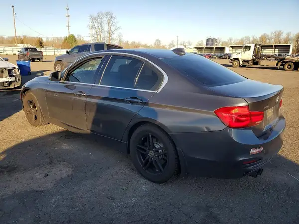 WBA8D9C57HK894143 2017 BMW 3ER - Image 2