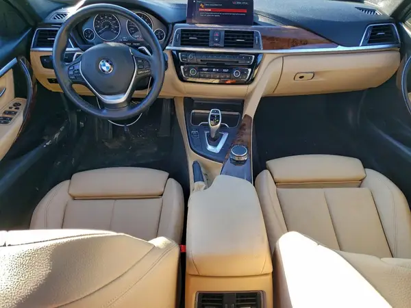 WBA8D9C57JA607959 2018 BMW 3ER - Image 8