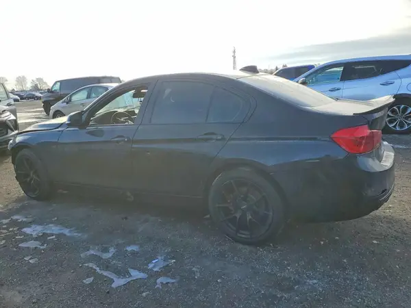 WBA8D9C57JEB35497 2018 BMW 3ER - Image 2