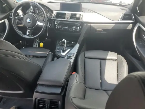 WBA8D9C57JEB35547 2018 BMW 3ER - Image 8