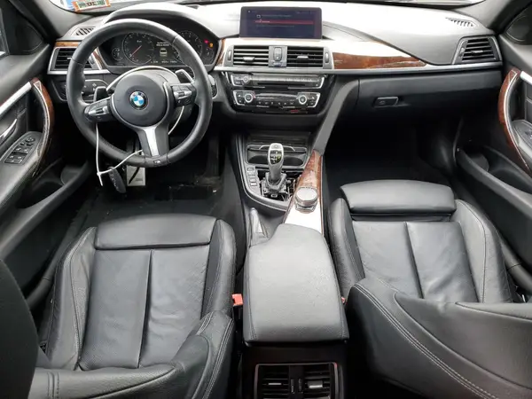 WBA8D9C58JEB34939 2018 BMW 3ER - Image 8