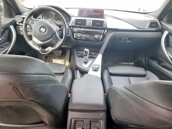 WBA8D9C58JEM31819 2018 BMW 3ER - Image 8