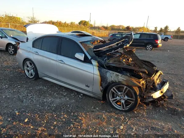 WBA8D9C58JEM33506 2018 BMW 3ER - Image 1