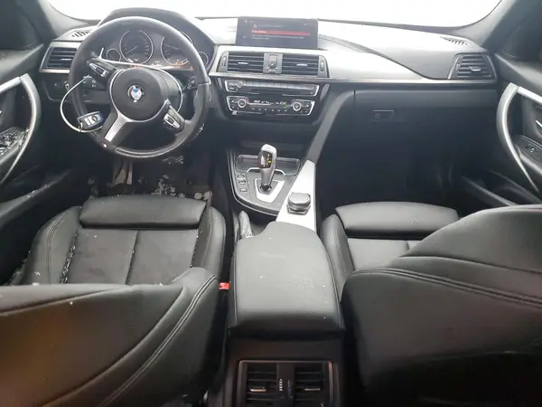 WBA8D9C58JEM33571 2018 BMW 3ER - Image 8
