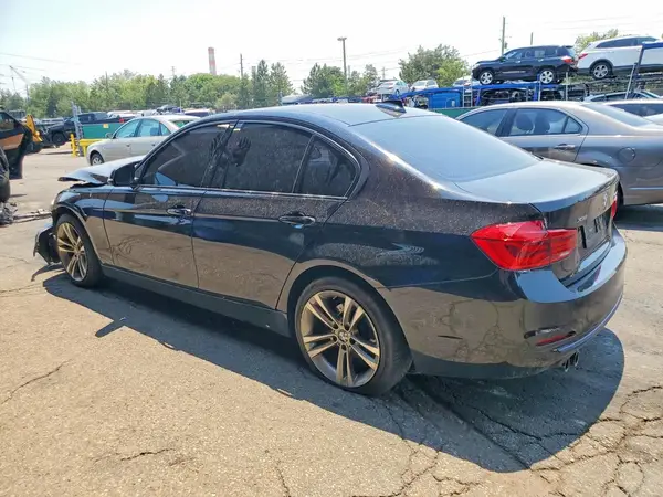 WBA8D9C58JEM34199 2018 BMW 3ER - Image 2
