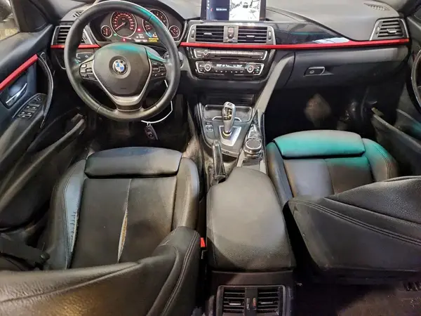 WBA8D9C58JEM35028 2018 BMW 3ER - Image 8